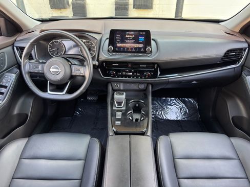 Used 2022 Nissan Rogue SL FWD image 12