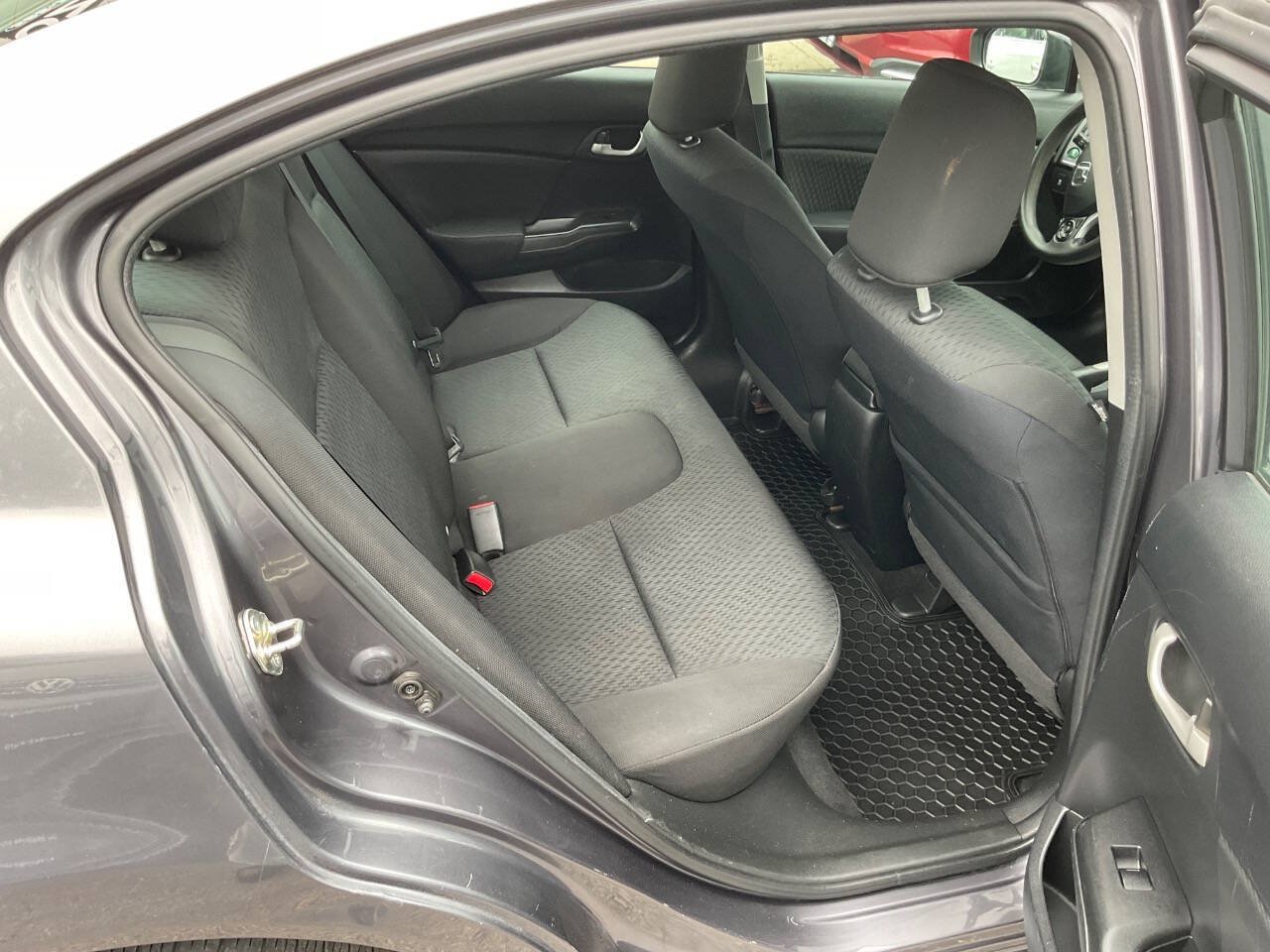 Used 2015 Honda Civic SE image 21