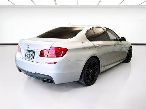 Used 2015 BMW 550i Sedan RWD image 4