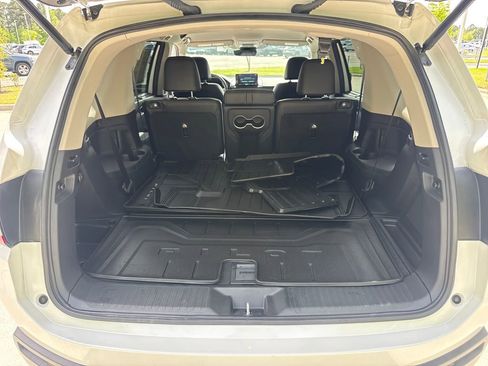 Certified 2025 Honda Pilot EX-L image 32