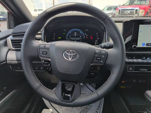 Certified 2025 Toyota Camry SE w/ Convenience Package FWD image 14