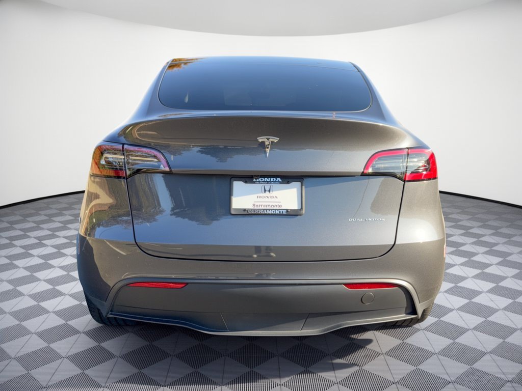 Used 2023 Tesla Model Y Long Range AWD/4WD image 11