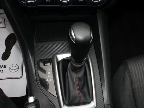 Used 2014 MAZDA MAZDA3 i Touring w/ Moonroof Package 1 FWD image 8