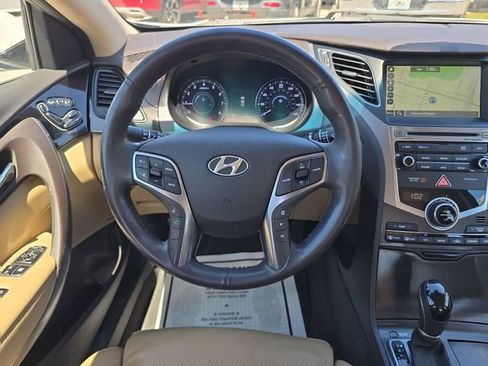 Used 2017 Hyundai Azera image 10
