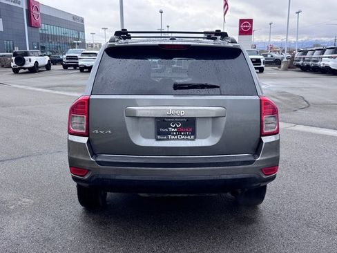 Used 2012 Jeep Compass Sport image 5