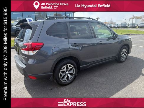 Used 2020 Subaru Forester Premium AWD/4WD image 3