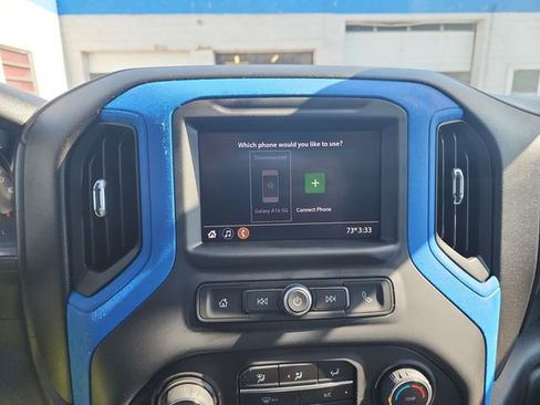Used 2021 Chevrolet Silverado 2500 W/T w/ WT Convenience Package AWD/4WD image 23