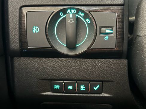 Used 2015 Chevrolet Captiva Sport LS FWD image 26