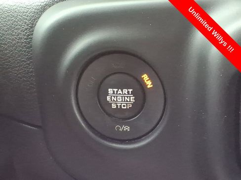 Used 2020 Jeep Wrangler Unlimited Sport AWD/4WD image 23