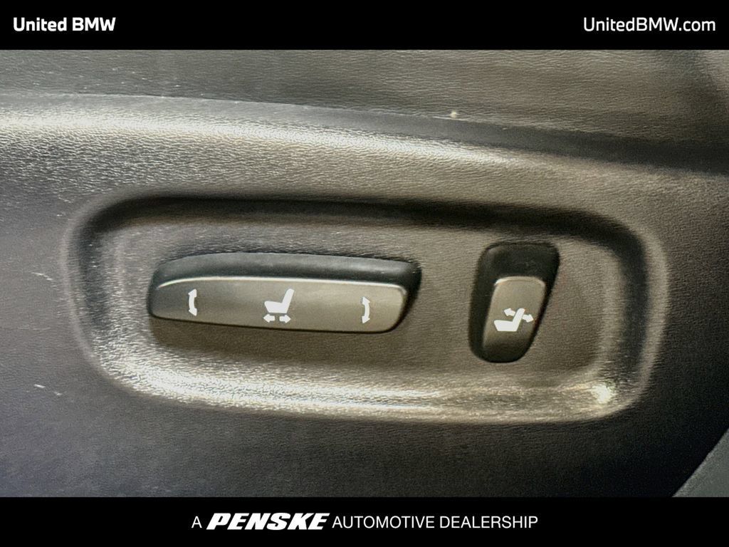 Used 2015 Lexus RX 450h FWD image 11