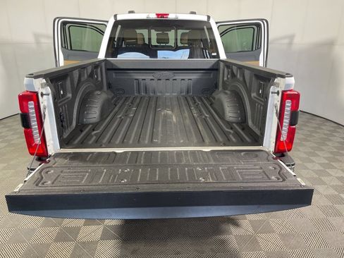Used 2023 Ford F250 Lariat AWD/4WD image 22