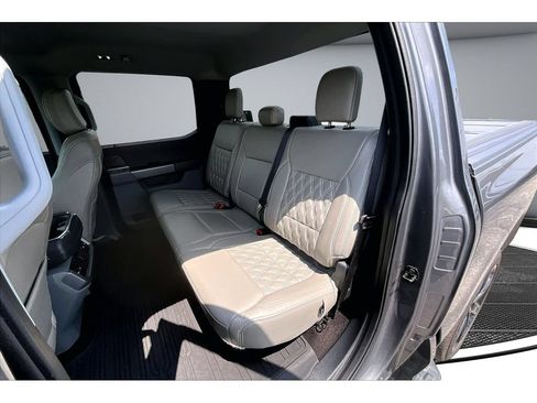 Used 2022 Ford F150 Lightning XLT AWD/4WD image 34