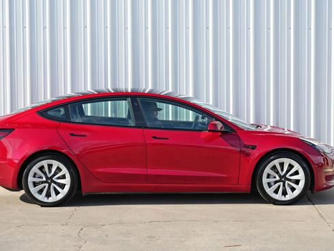 Used 2022 Tesla Model 3 Long Range image 52