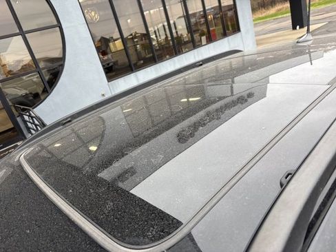 Used 2022 Jeep Compass Limited w/ Sun and Sound Group image 4