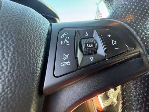 Used 2016 Chevrolet Trax LS AWD/4WD image 17