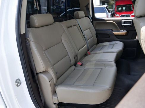 Used 2017 Chevrolet Silverado 2500 LTZ w/ Duramax Plus Package AWD/4WD image 33