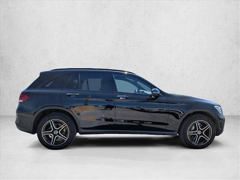 Used 2020 Mercedes-Benz GLC 300 4MATIC image 4