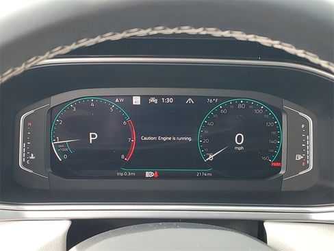 Used 2025 Volkswagen Taos SEL image 26