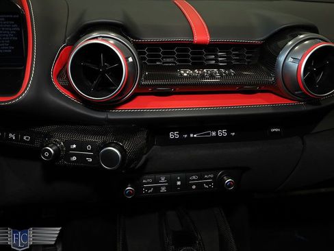 Used 2020 Ferrari 812 Superfast image 21