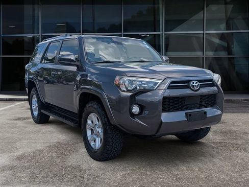 Used 2020 Toyota 4Runner SR5 AWD/4WD image 1