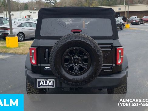 Used 2023 Ford Bronco Wildtrak image 7