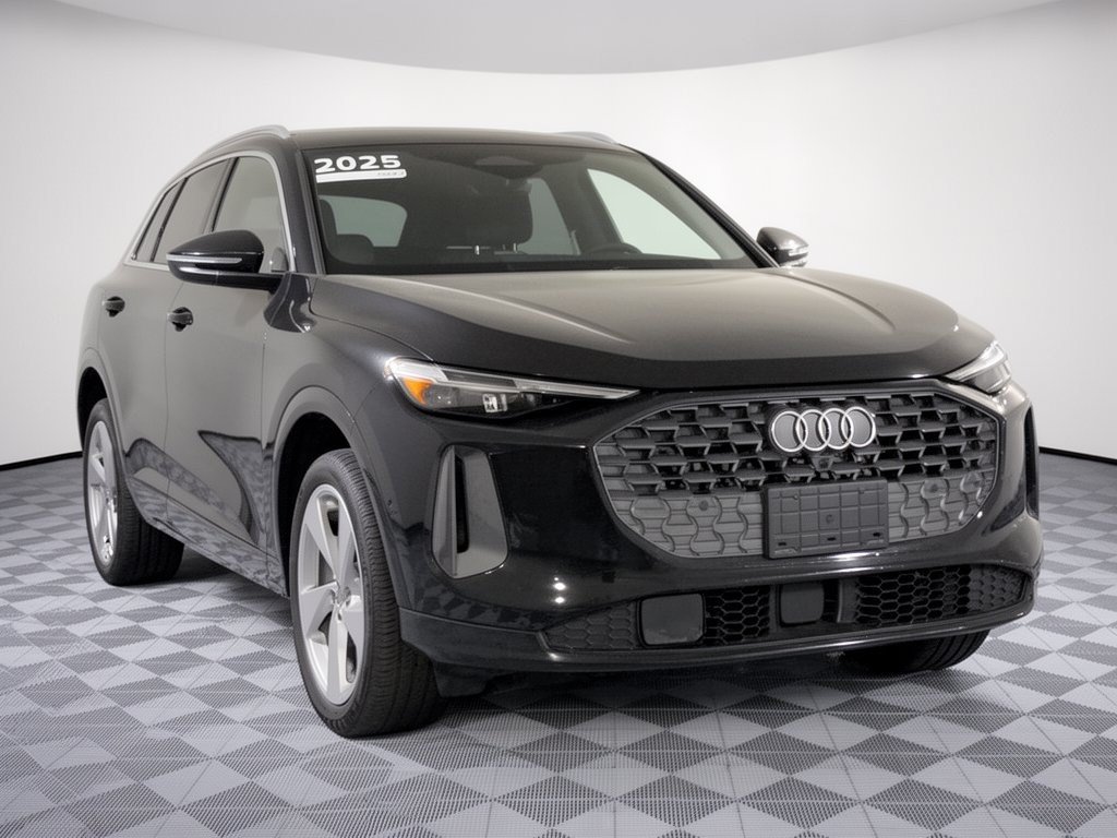 Certified 2025 Audi Q5 Premium Plus w/ Premium Plus AWD/4WD image 7