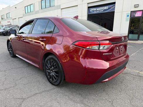 Used 2022 Toyota Corolla LE FWD image 9