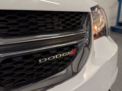 Used 2012 Dodge Grand Caravan SE image 8