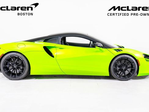 Used 2024 McLaren Artura image 6
