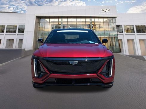 Certified 2026 Cadillac Lyriq V AWD/4WD image 2