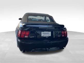 Used 2000 Ford Mustang GT RWD video 4
