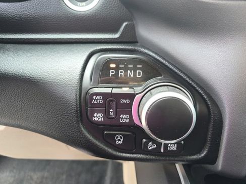 Used 2021 RAM 1500 Big Horn AWD/4WD image 19