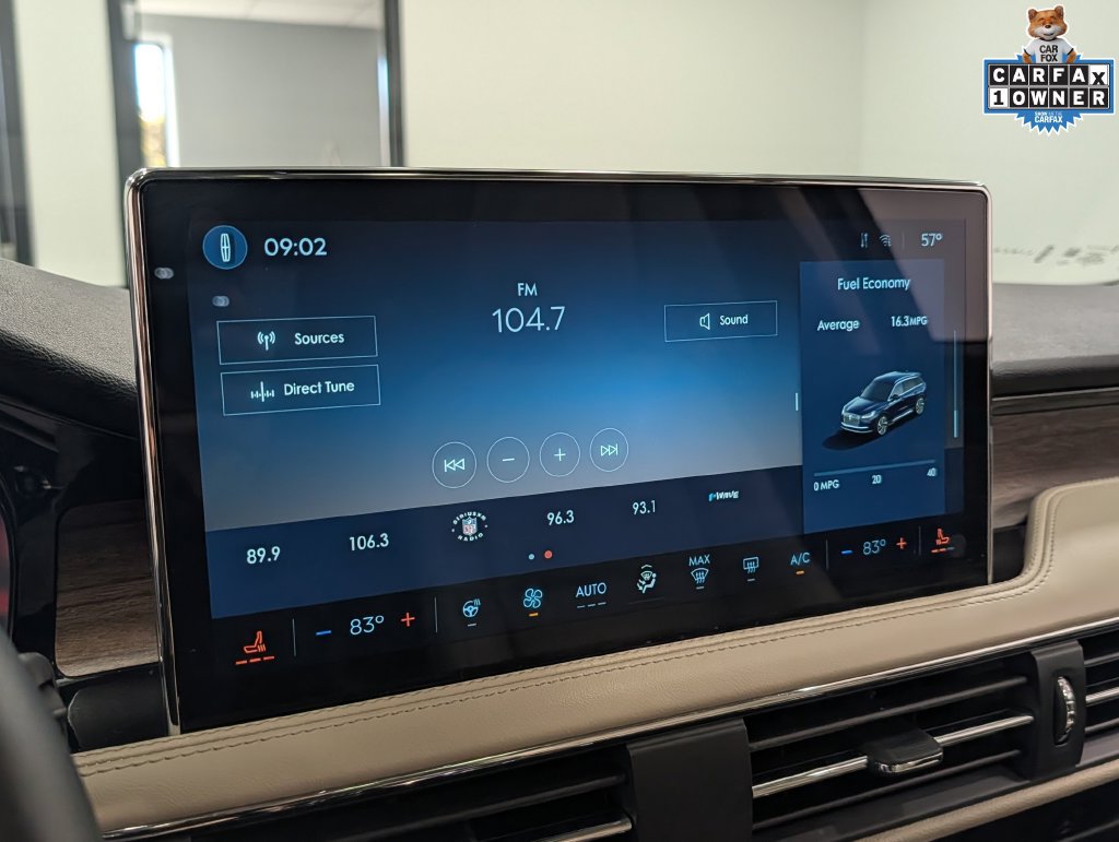 Used 2025 Lincoln Corsair Reserve AWD/4WD image 16