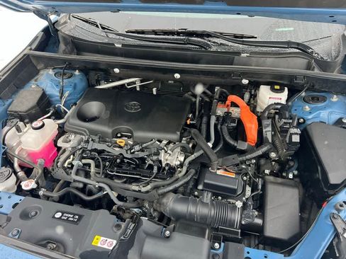 Used 2022 Toyota RAV4 XSE image 11
