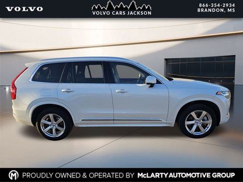 Certified 2024 Volvo XC90 B6 Core w/ Climate Package image 3