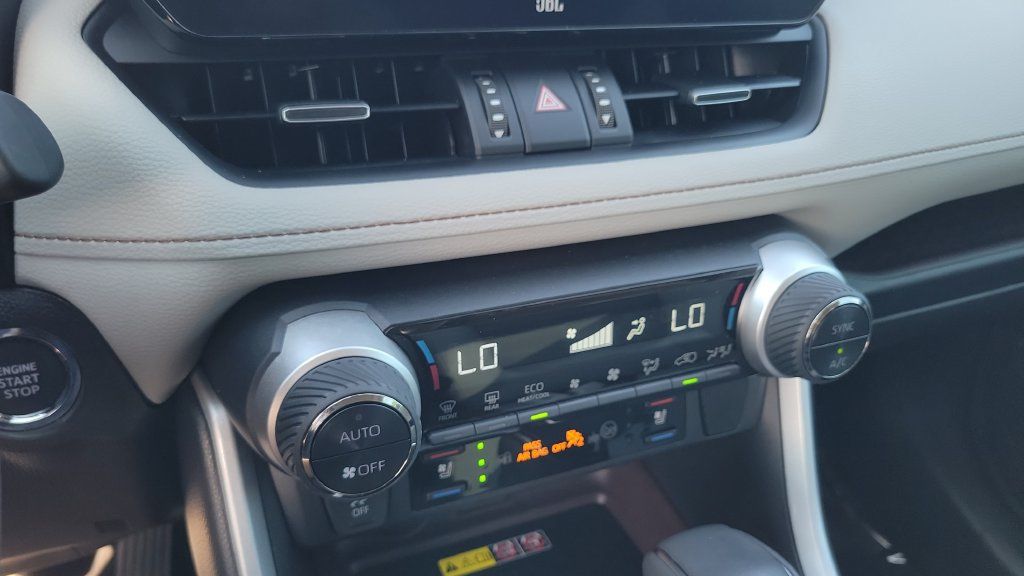 Used 2023 Toyota RAV4 Limited FWD image 15