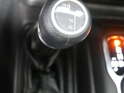 Used 2022 Jeep Wrangler Unlimited Sport AWD/4WD image 13