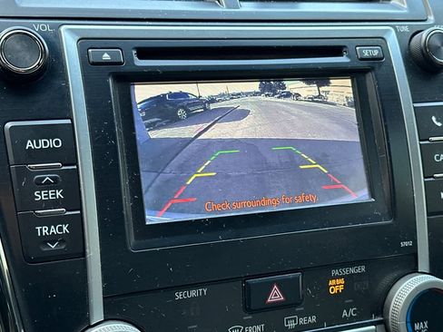 Used 2012 Toyota Camry LE image 19