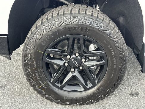 New 2026 Chevrolet Silverado 1500 Custom Trail Boss image 32