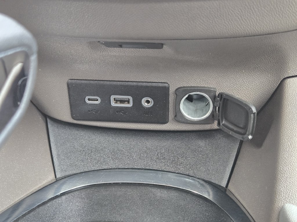 Used 2024 Chevrolet Malibu LT FWD image 25