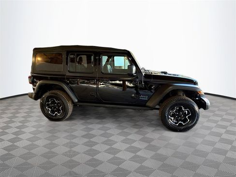 Used 2022 Jeep Wrangler Unlimited Rubicon 4xe image 5