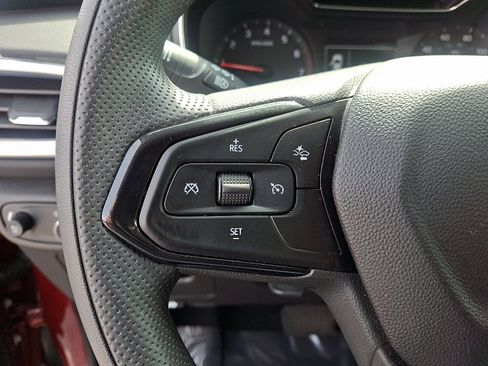 Used 2023 Chevrolet TrailBlazer LT w/ Convenience Package FWD image 20