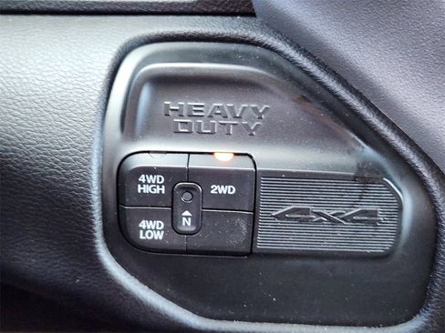 Used 2024 RAM 2500 Laramie w/ Sport Appearance Package image 21