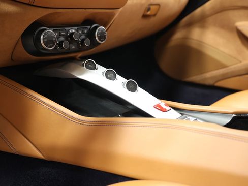 Used 2017 Ferrari California T image 57