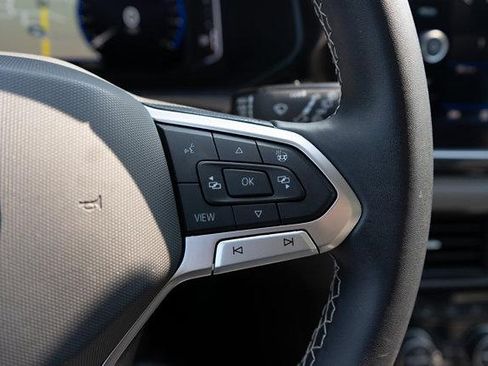Certified 2023 Volkswagen Taos SEL AWD/4WD image 16
