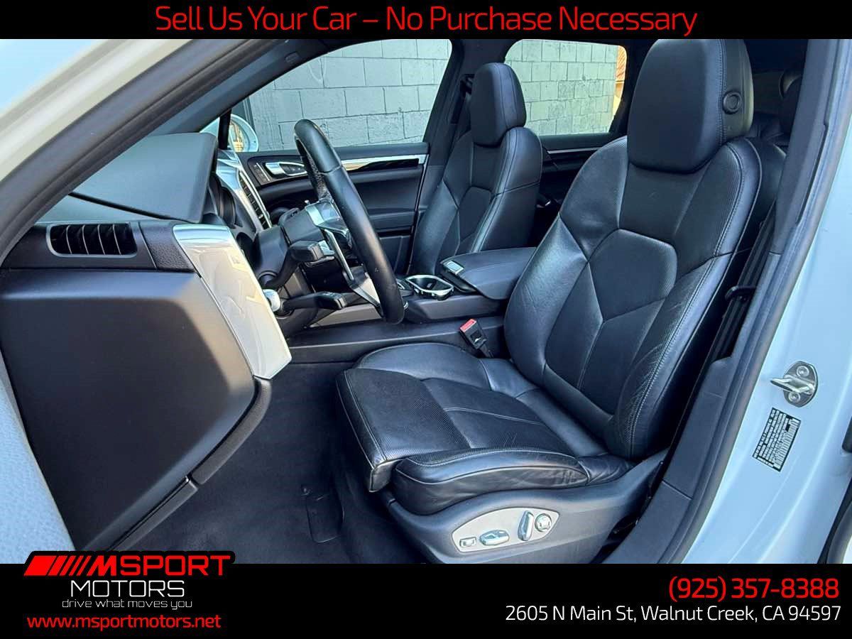 Used 2016 Porsche Cayenne S AWD/4WD image 17
