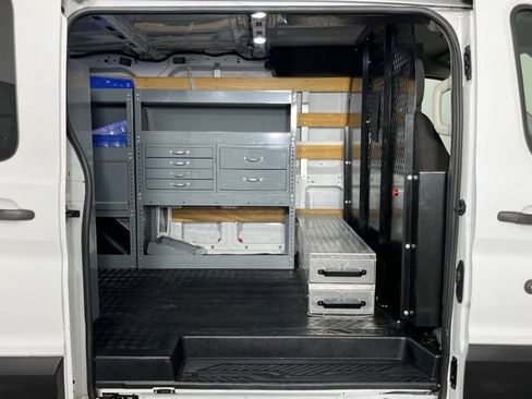 Used 2019 Ford Transit 250 130 Low Roof w/ Exterior Upgrade Package RWD image 2