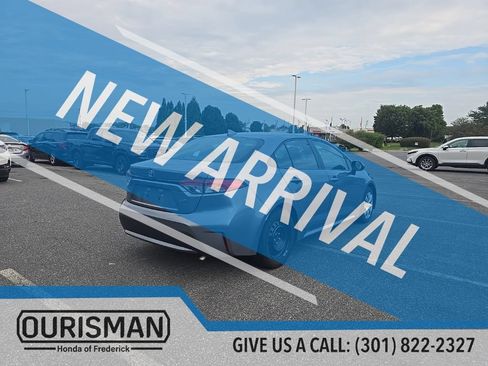 Used 2020 Toyota Corolla LE FWD image 8