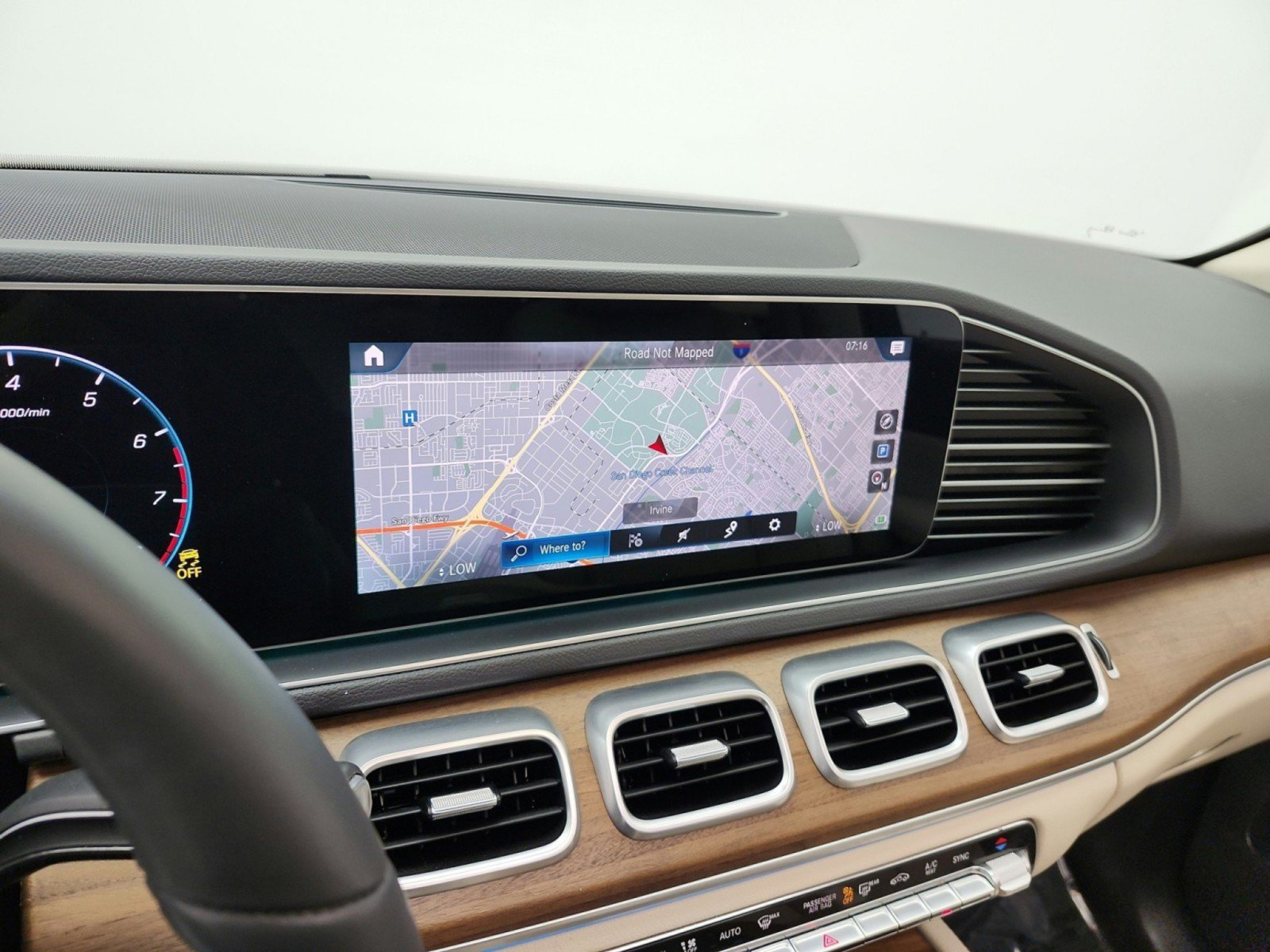 Used 2023 Mercedes-Benz GLE 350 4MATIC image 14