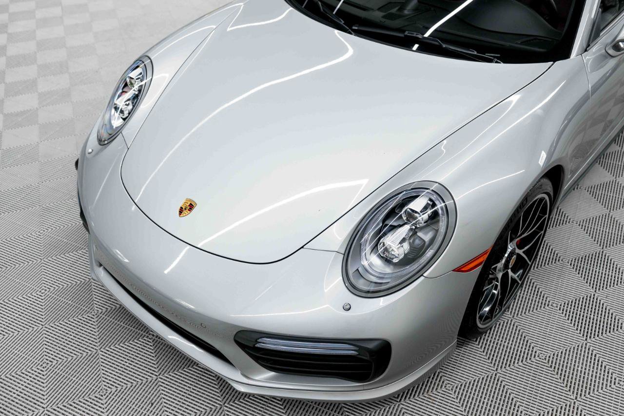 Used 2017 Porsche 911 4 Coupe AWD/4WD image 19